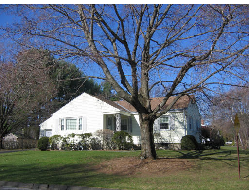 20 Sterling Road Northampton, MA 01062 - Photo 1 of 1