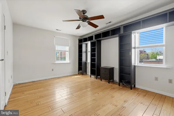 $2,200 | 1347 South 6th Street, Unit 2, Philadelphia, PA 19147