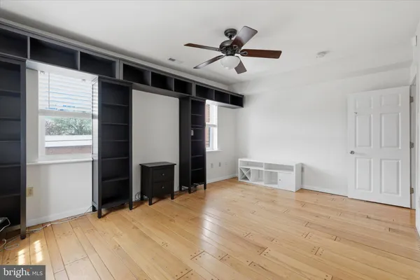 $2,200 | 1347 South 6th Street, Unit 2, Philadelphia, PA 19147