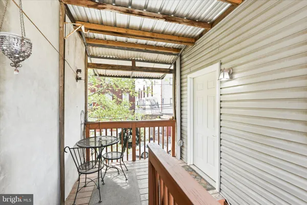 $2,200 | 1347 South 6th Street, Unit 2, Philadelphia, PA 19147