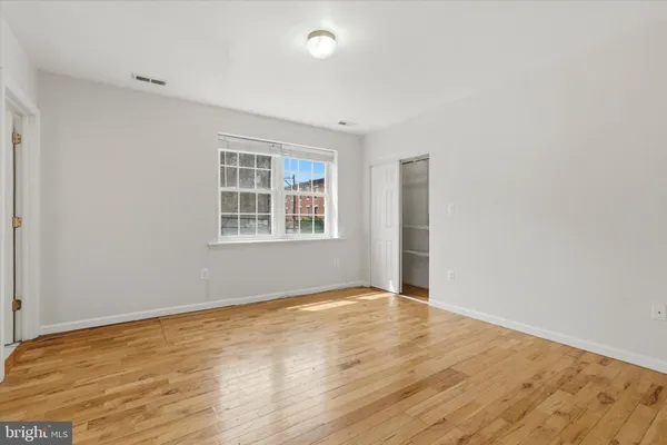 $2,200 | 1347 South 6th Street, Unit 2, Philadelphia, PA 19147