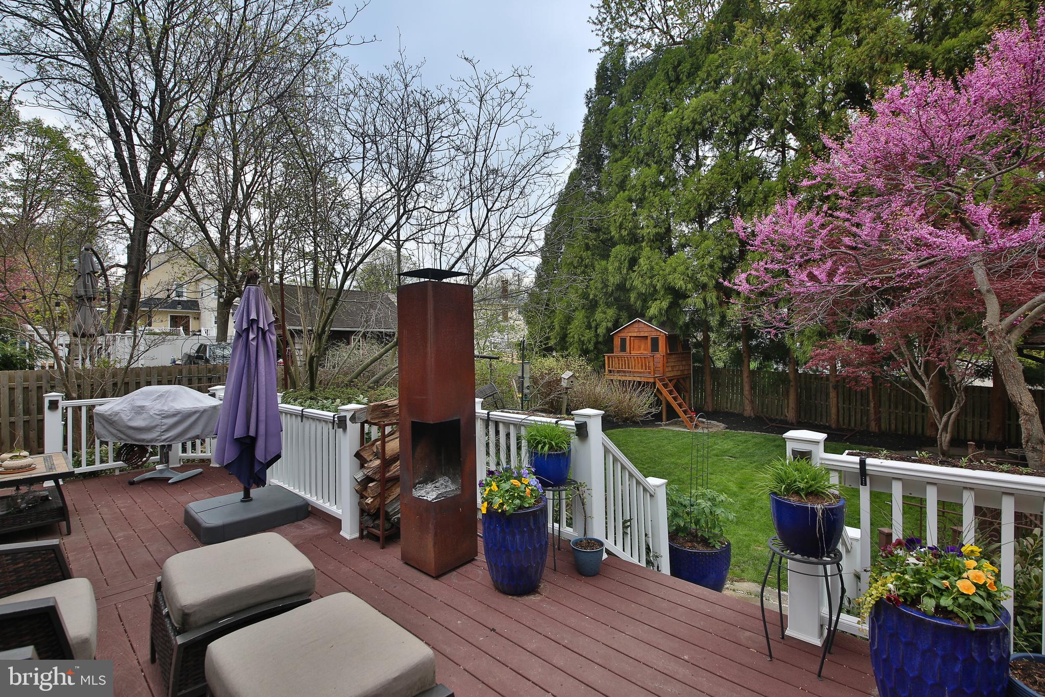 20 Hillside Road Wayne, PA 19087 - Photo 39 of 49 Rear deck is expansive.