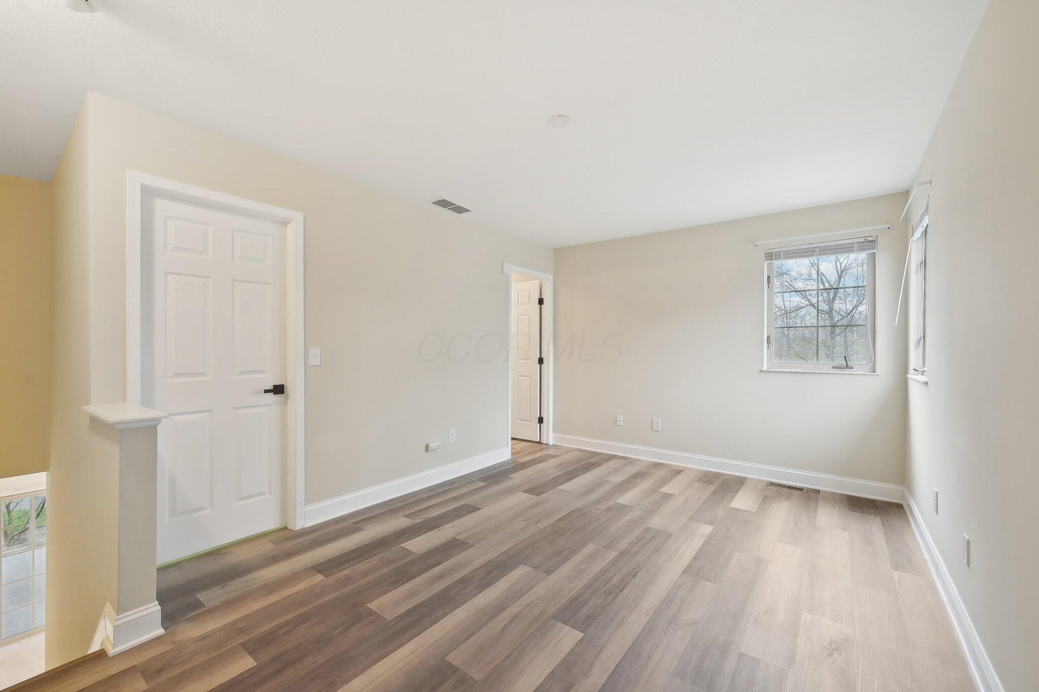 168 Collier Ridge Drive Columbus, OH 43235 - Photo 32 of 43 1-web-or-mls-Collier Ridge Dr-1104-028