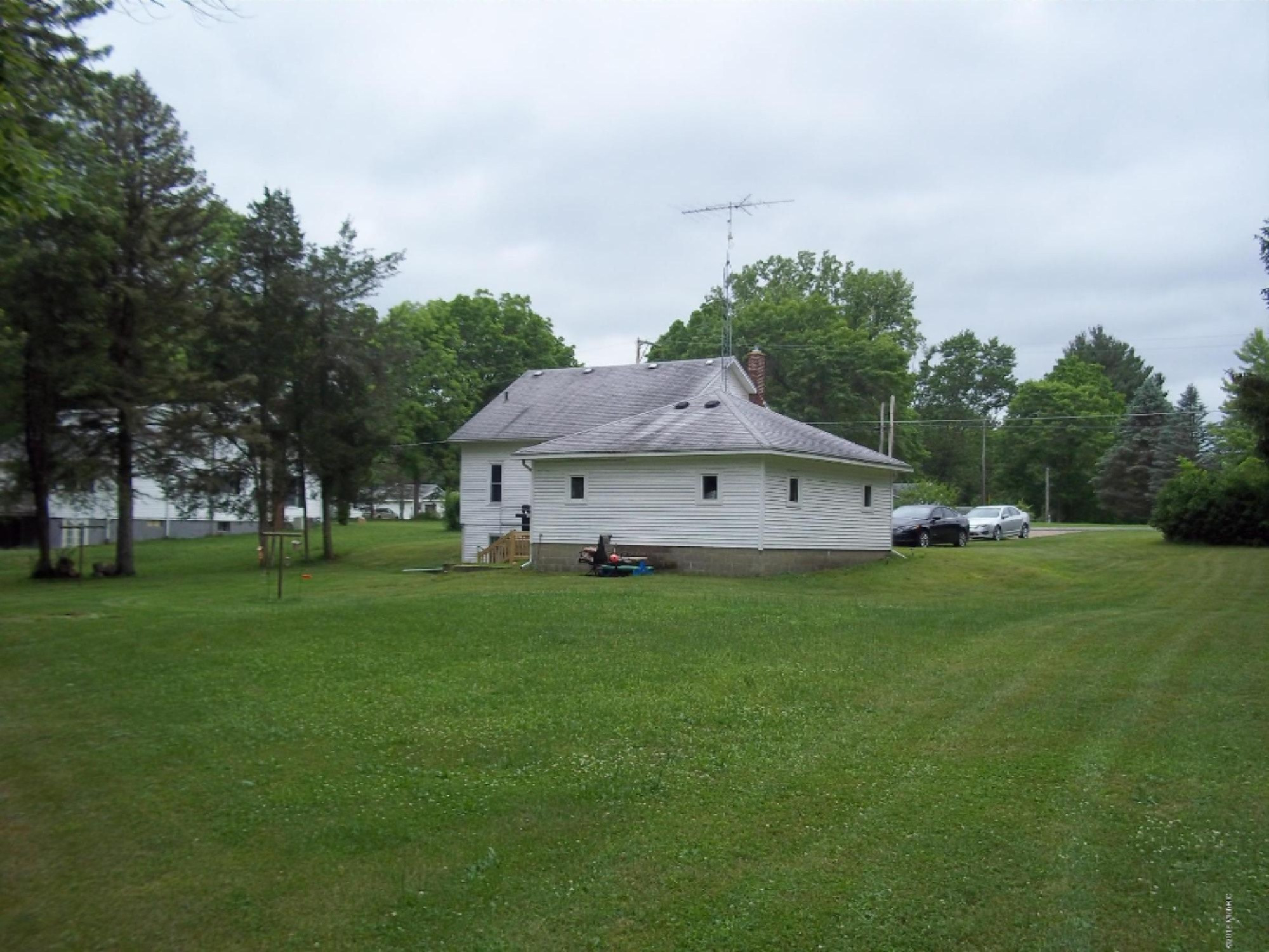 60225 Constantine Road Three Rivers, MI 49093 - Photo 8 of 17 100_5668