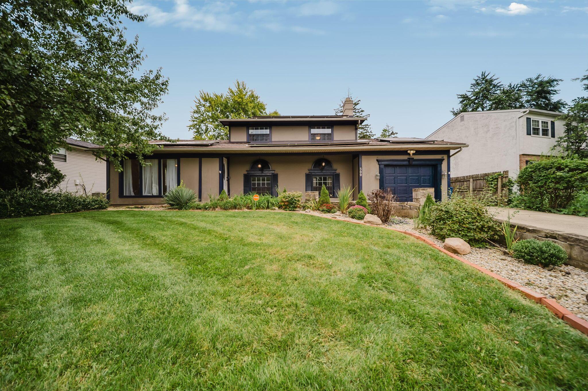 300 Dunbarton Road Gahanna, OH 43230 - Photo 1 of 81 1-B.B. - 300 Dunbarton Rd, Columbus-1