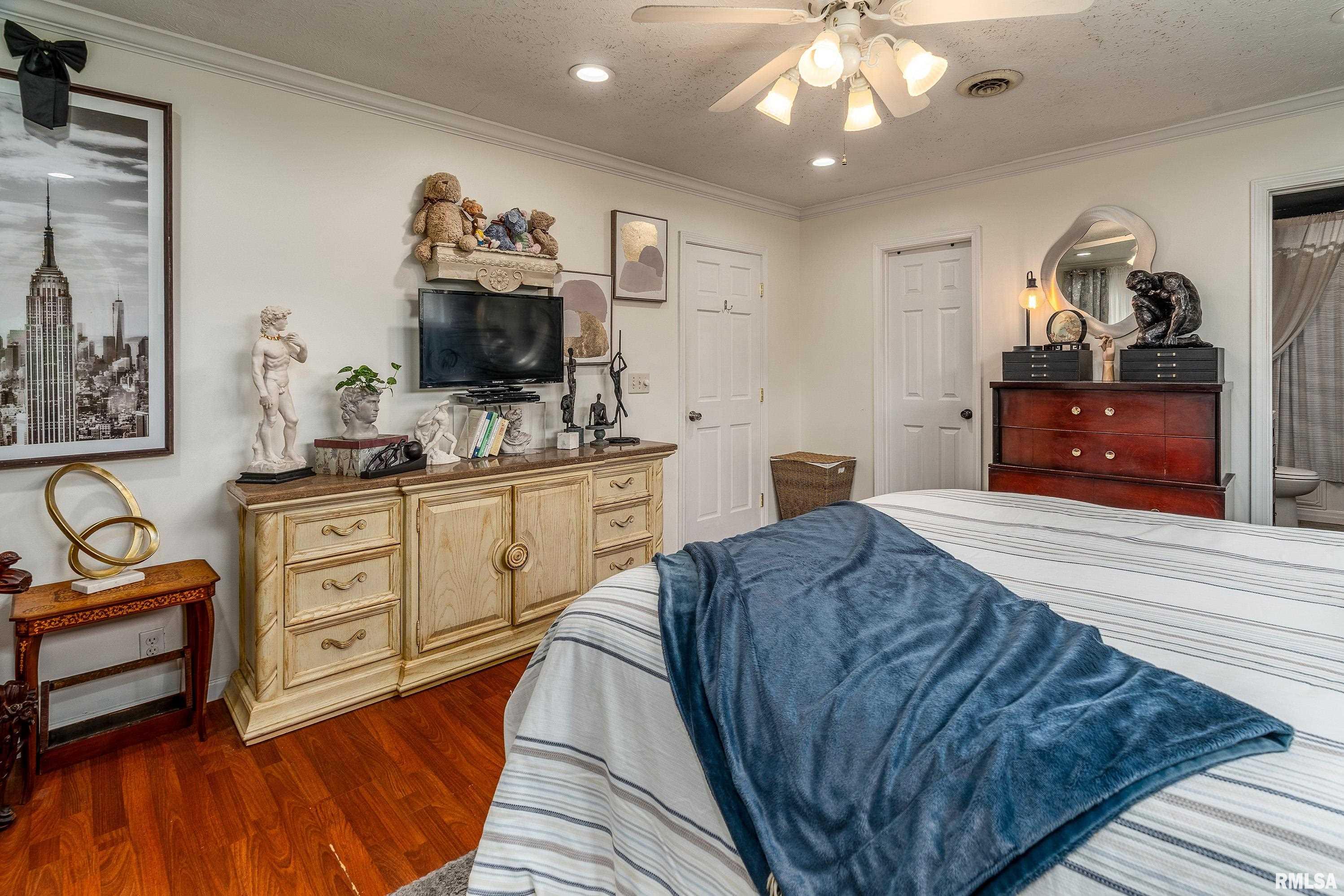 917 Dorris Heights Road Harrisburg, IL 62946 - Photo 23 of 56