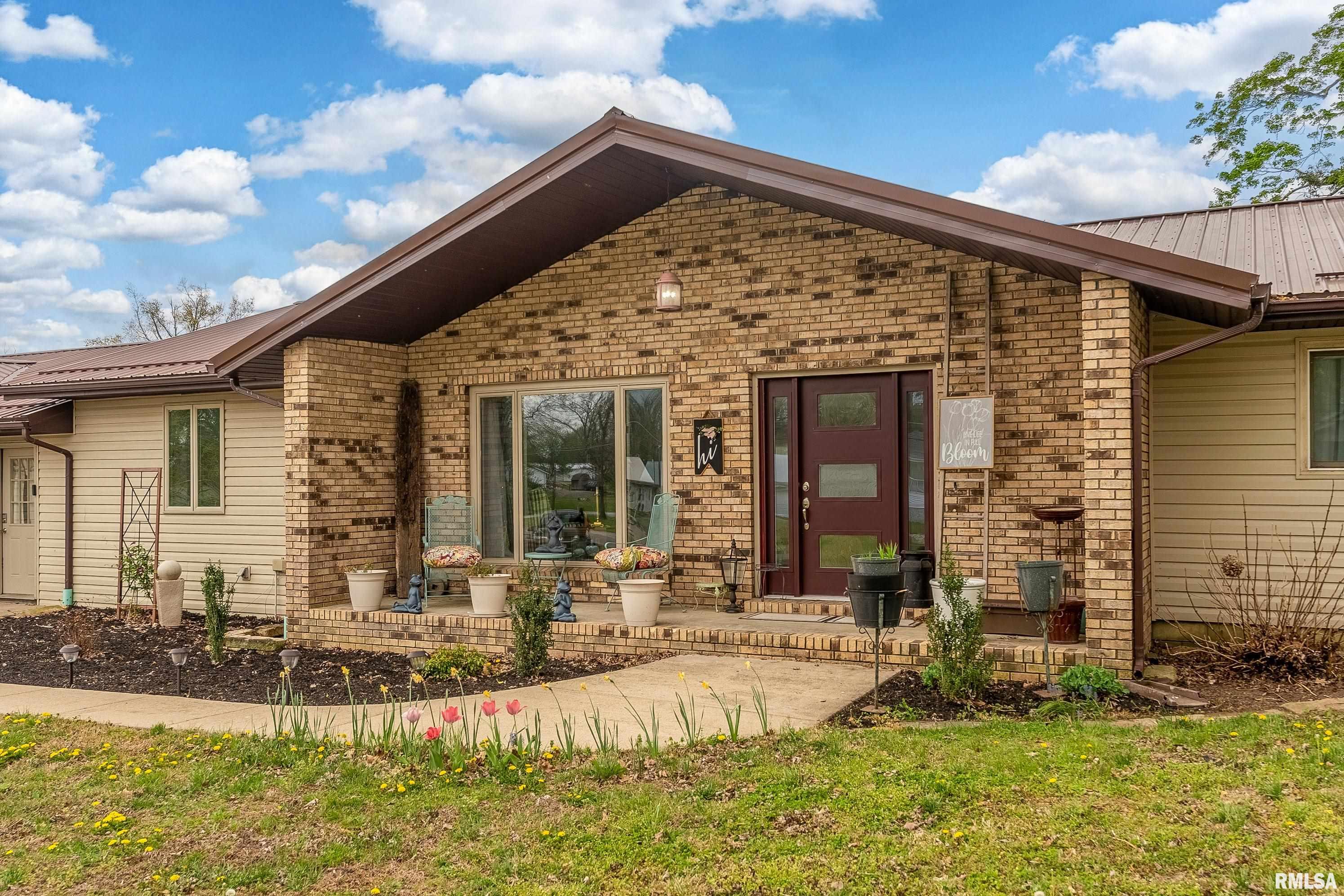 917 Dorris Heights Road Harrisburg, IL 62946 - Photo 5 of 56