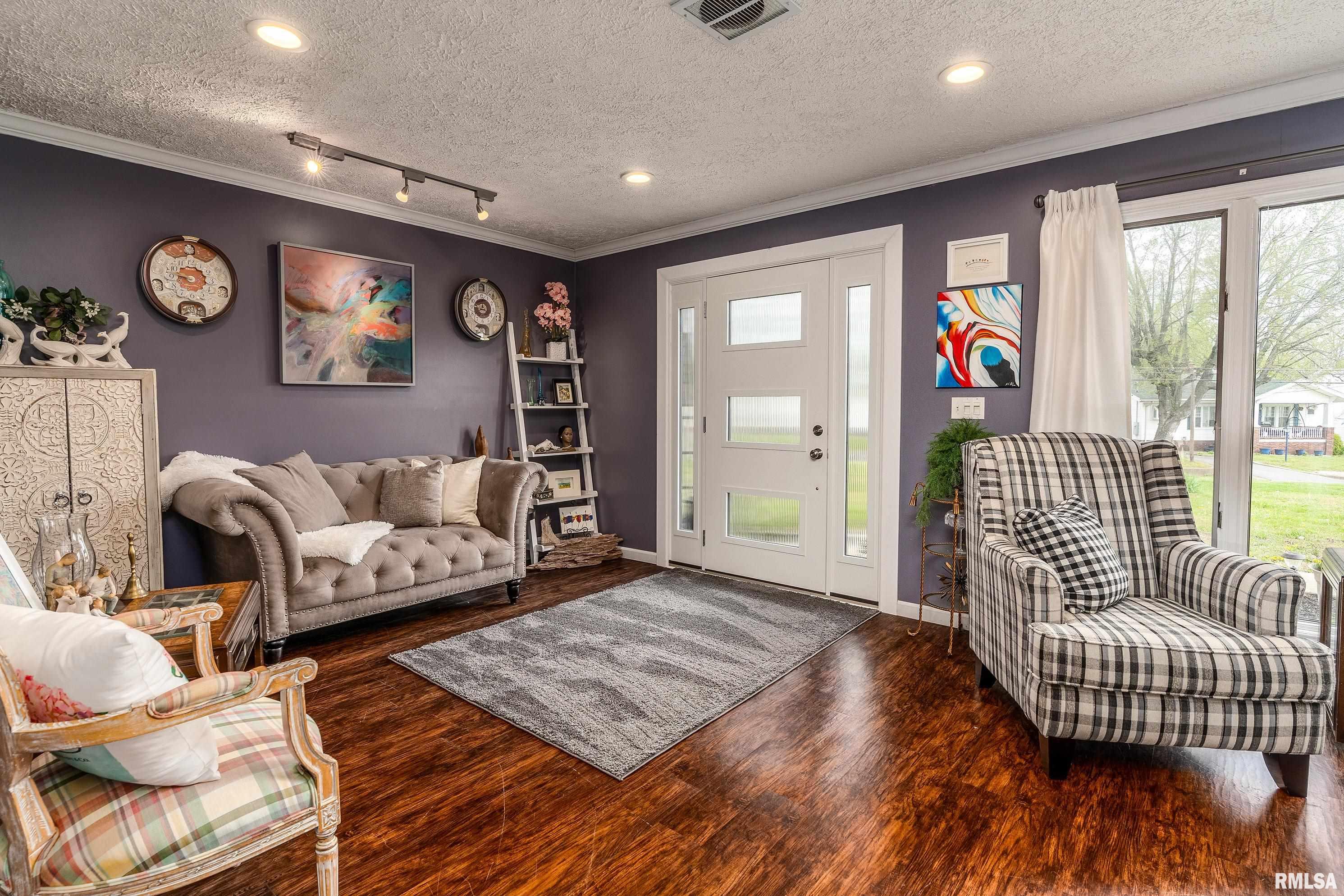 917 Dorris Heights Road Harrisburg, IL 62946 - Photo 7 of 56