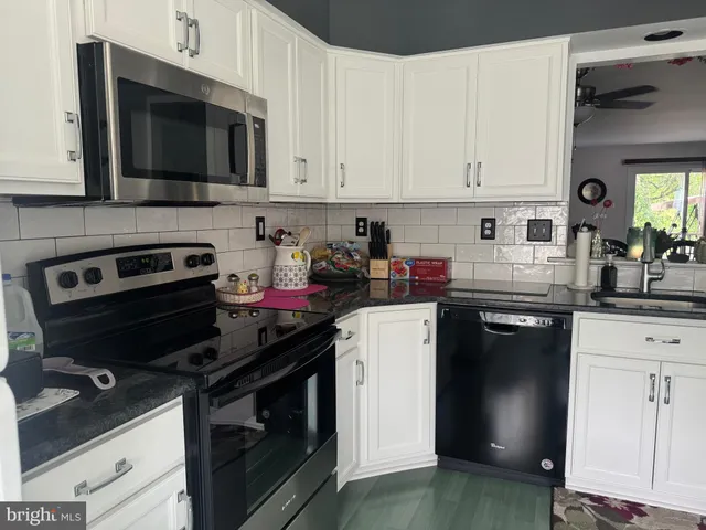 $315,000 | 202 Thia Court, Coatesville, PA 19320