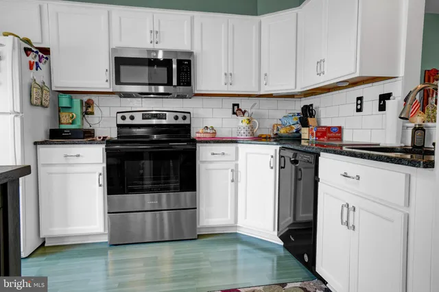 $315,000 | 202 Thia Court, Coatesville, PA 19320