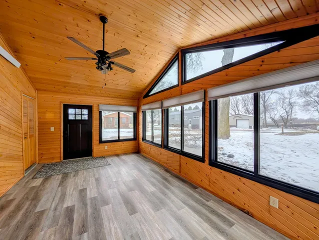 $549,000 | 6005 30th Avenue Southwest, Montevideo, MN 56265