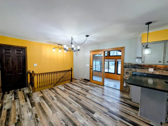 $549,000 | 6005 30th Avenue Southwest, Montevideo, MN 56265