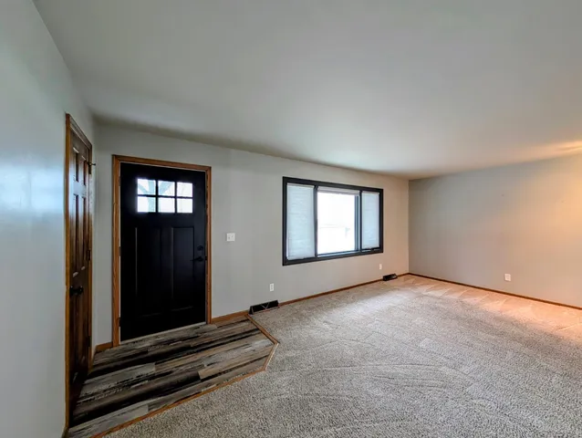 $549,000 | 6005 30th Avenue Southwest, Montevideo, MN 56265