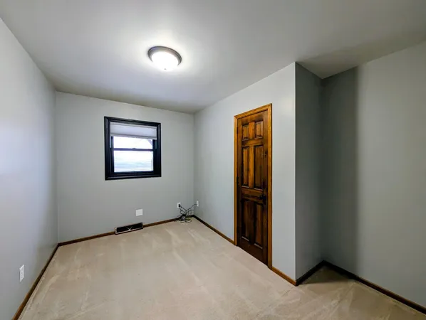 $529,000 | 6005 30th Avenue Southwest, Montevideo, MN 56265