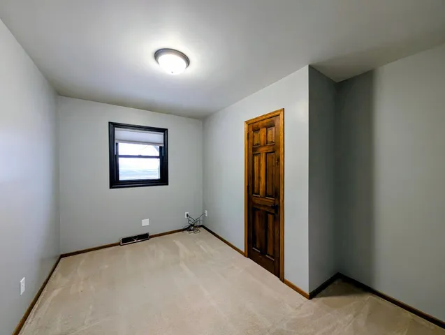 $549,000 | 6005 30th Avenue Southwest, Montevideo, MN 56265