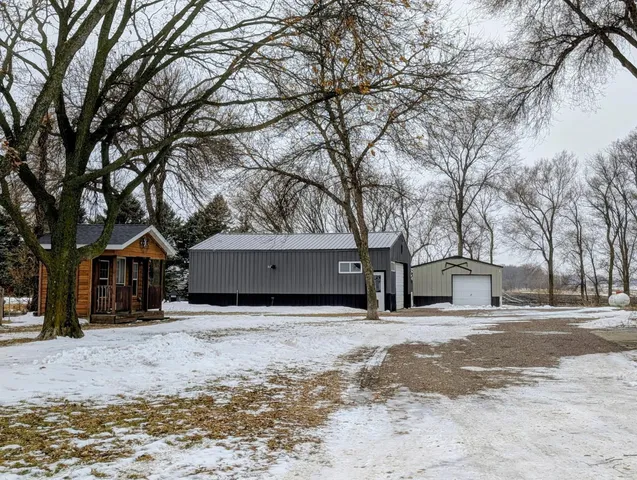 $549,000 | 6005 30th Avenue Southwest, Montevideo, MN 56265