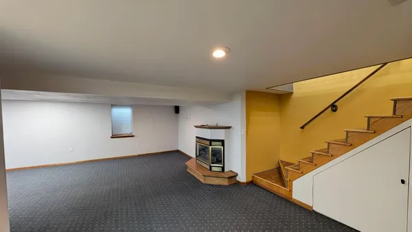 $529,000 | 6005 30th Avenue Southwest, Montevideo, MN 56265