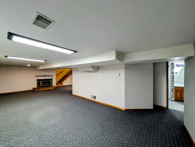 $549,000 | 6005 30th Avenue Southwest, Montevideo, MN 56265