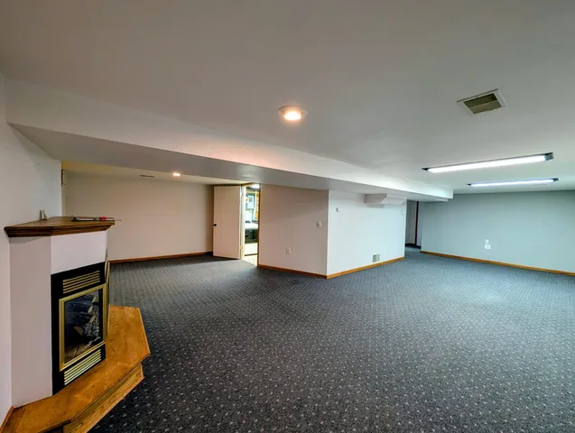 $549,000 | 6005 30th Avenue Southwest, Montevideo, MN 56265