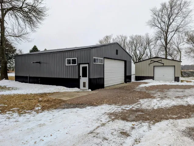 $549,000 | 6005 30th Avenue Southwest, Montevideo, MN 56265