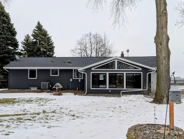 $529,000 | 6005 30th Avenue Southwest, Montevideo, MN 56265