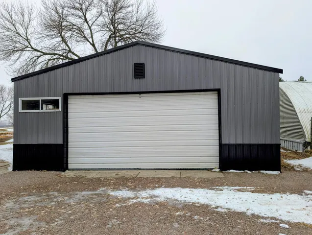 $549,000 | 6005 30th Avenue Southwest, Montevideo, MN 56265