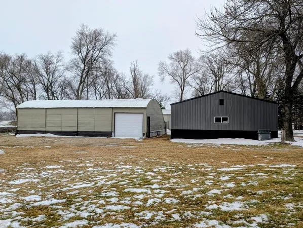 $529,000 | 6005 30th Avenue Southwest, Montevideo, MN 56265