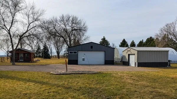 $529,000 | 6005 30th Avenue Southwest, Montevideo, MN 56265