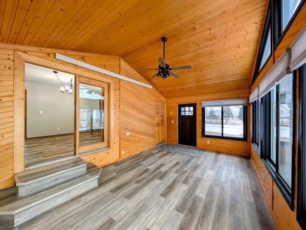 $529,000 | 6005 30th Avenue Southwest, Montevideo, MN 56265