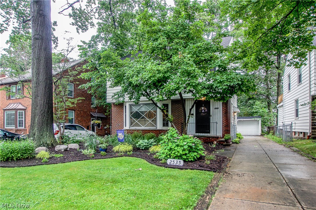 2535 Milton Road Cleveland, OH 44118 - Photo 1 of 14 Gallery Image 1