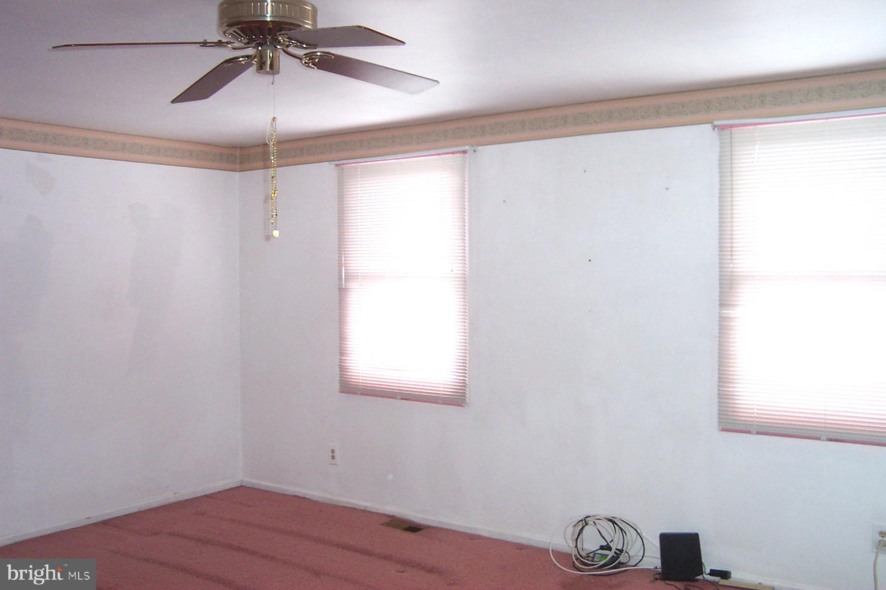 17 Creek Road Sewell, NJ 08080 - Photo 21 of 24 Master Bedroom