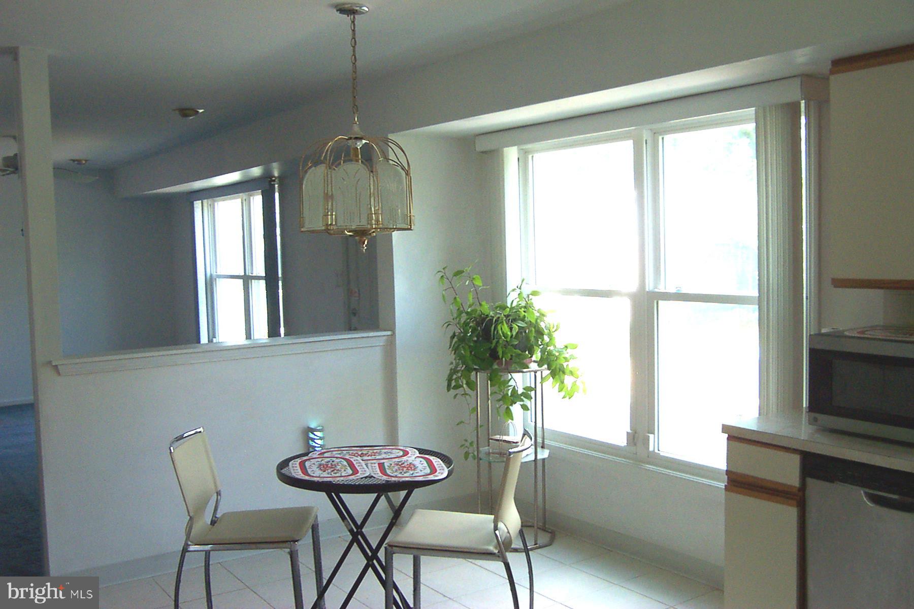 17 Creek Road Sewell, NJ 08080 - Photo 9 of 24 Kitchen