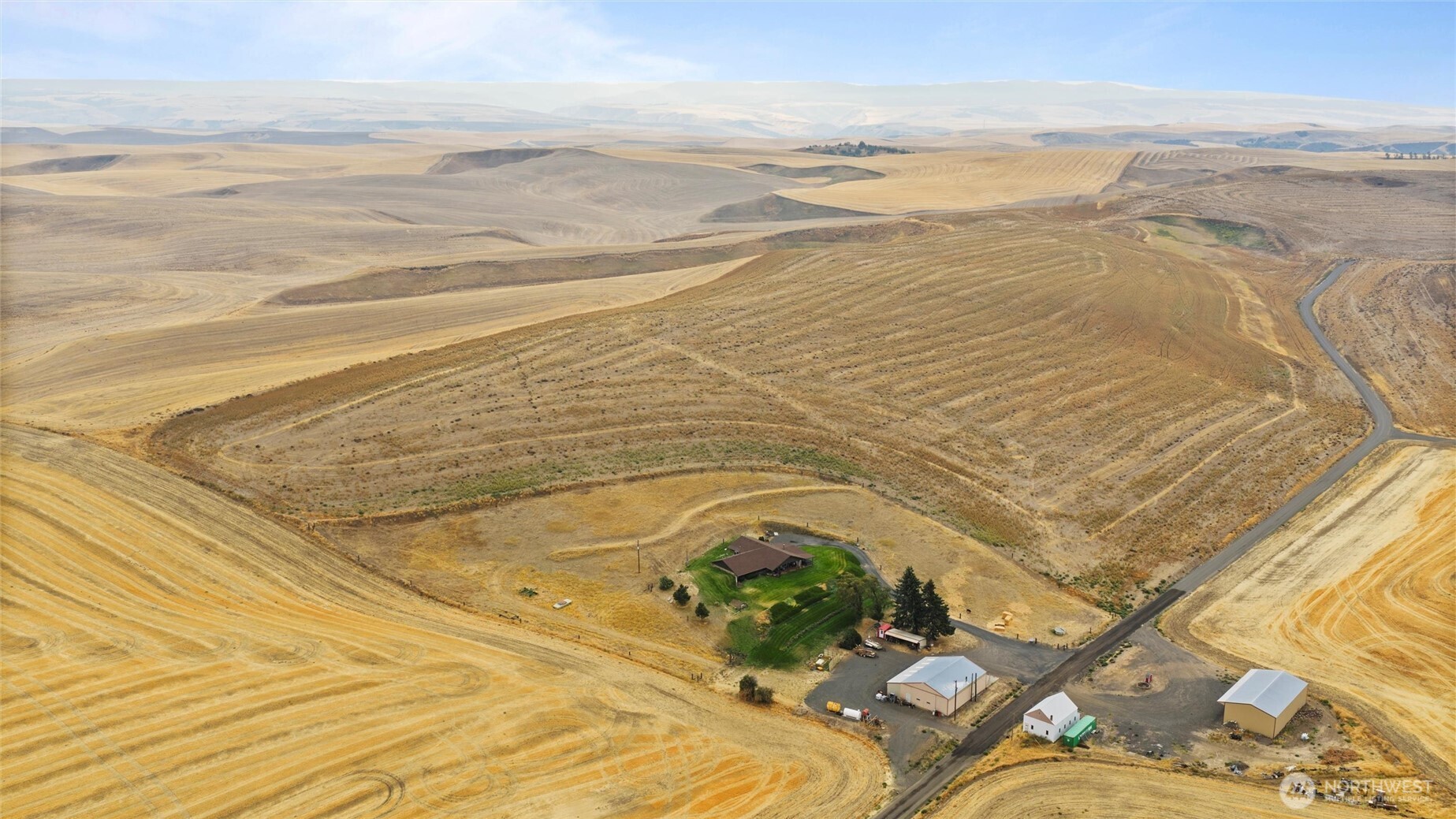 338 East Bramhall Road Dayton, WA 99328 - Photo 35 of 40 a view of an ocean and beach