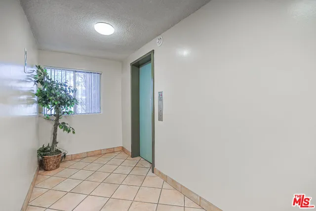 $9,950,000 | 6121 Woodman Avenue, Van Nuys, CA 91401