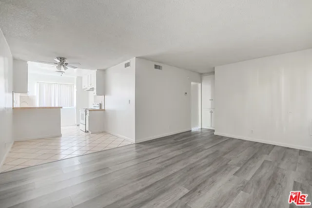 $9,950,000 | 6121 Woodman Avenue, Van Nuys, CA 91401