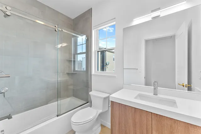 $3,800 | 6717 Madison Street, Guttenberg, NJ 07093