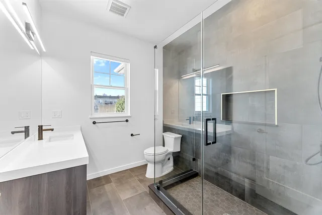 $3,800 | 6717 Madison Street, Guttenberg, NJ 07093