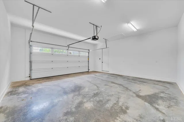 a view of a room with an empty space