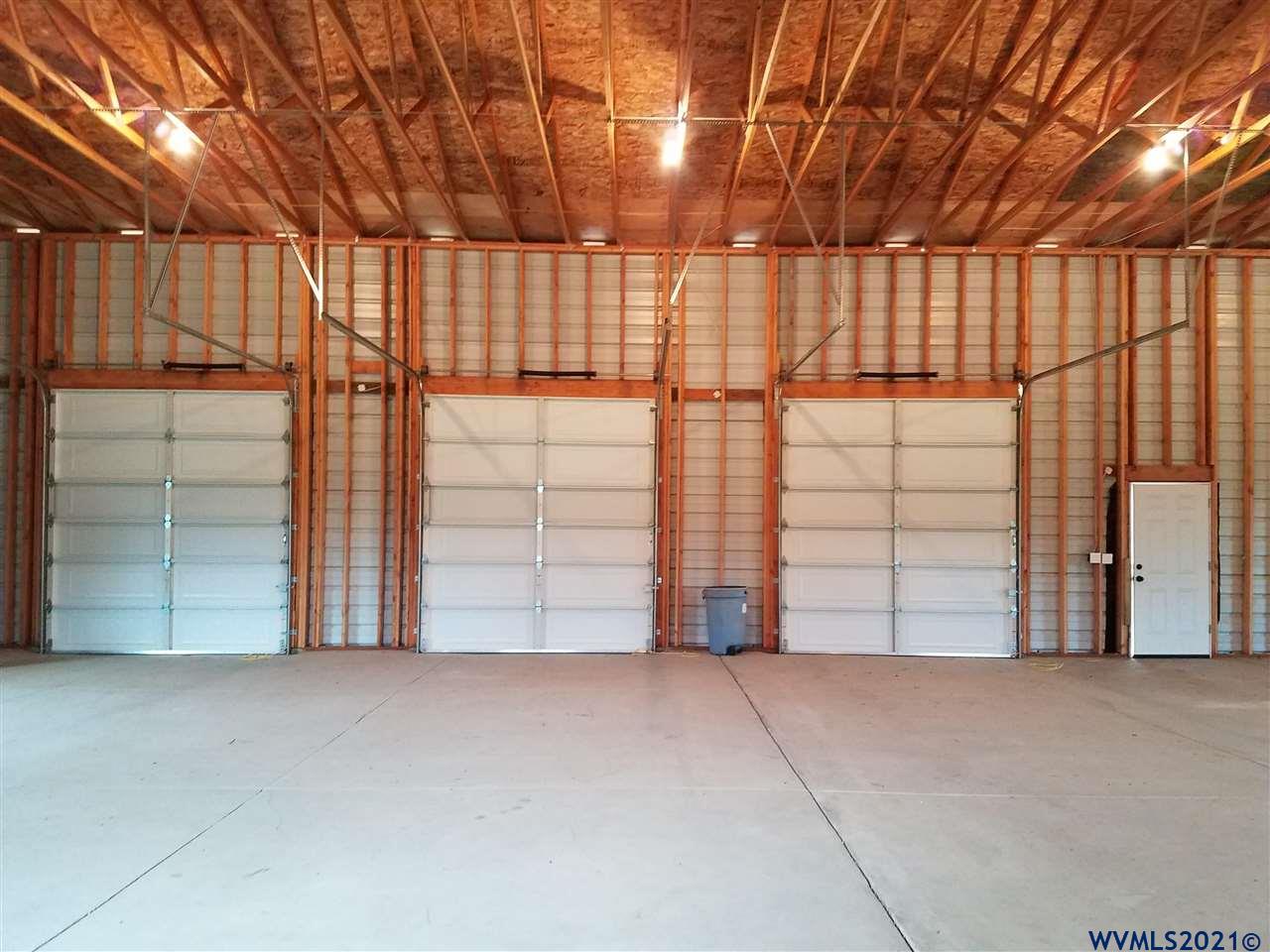 9176 Portland Road Northeast Salem, OR 97305 - Photo 27 of 29 Gallery Image 27