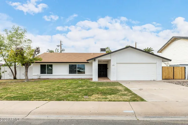 $435,000 | 13802 North 33rd Avenue, Phoenix, AZ 85053