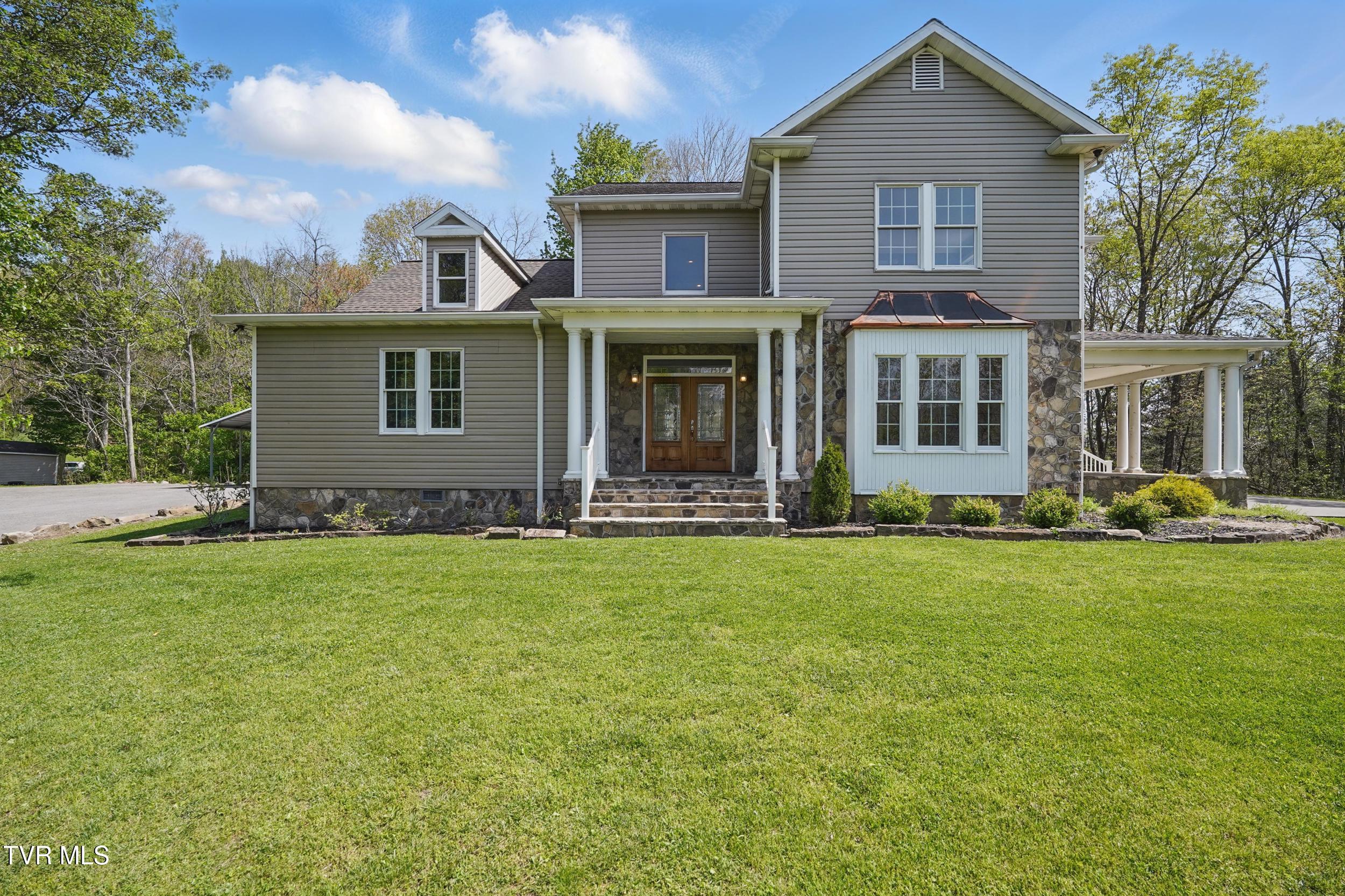 BEAUTIFUL HOME IN SWVA