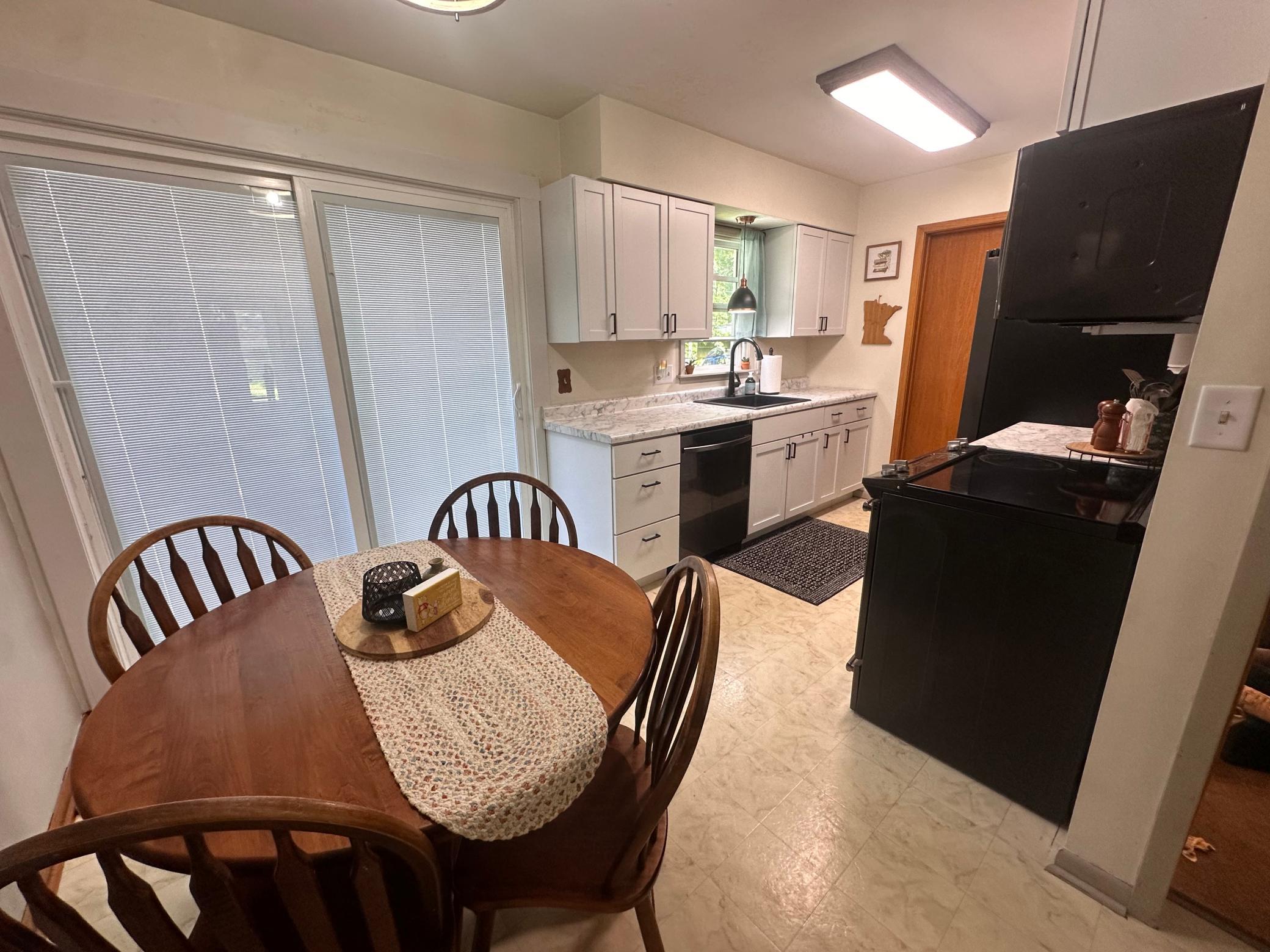3929 5th Street Northwest Rochester, MN 55901 - Photo 10 of 45