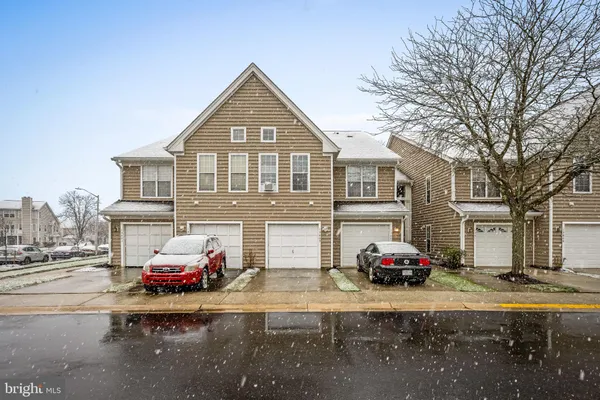 $345,000 | 13805 King Gregory Way, Unit 126, Upper Marlboro, MD 20772