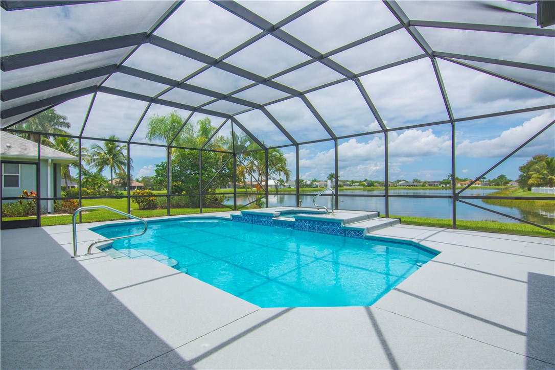 4670 Stephanie Lane Southwest Vero Beach, FL 32968 - Photo 29 of 36