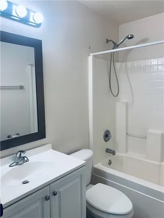 $1,700 | 186 Empress Avenue, Unit B, Sebastian, FL 32958