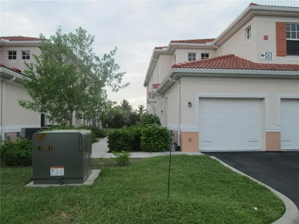 $1,700 | 240 West End Drive, Unit 1211, Punta Gorda, FL 33950