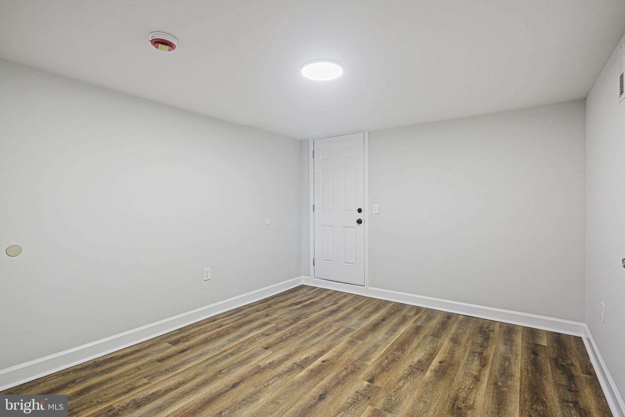 4702 Vancouver Road Baltimore, MD 21229 - Photo 23 of 33 a view of room