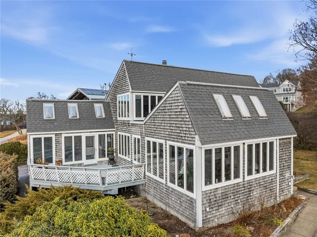 $3,600,000 | 30 West Bay View Drive, Jamestown, RI 02835