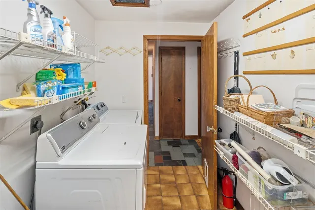 $3,600,000 | 30 West Bay View Drive, Jamestown, RI 02835