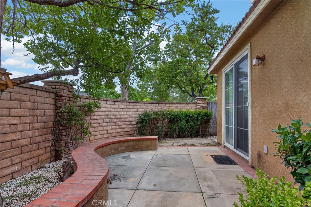 1908 Blazewood Street Simi Valley, CA 93063 - Photo 40 of 42